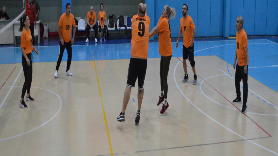 ŞİŞECAM ÖĞRETMEN VOLEYBOL TURNUVASI